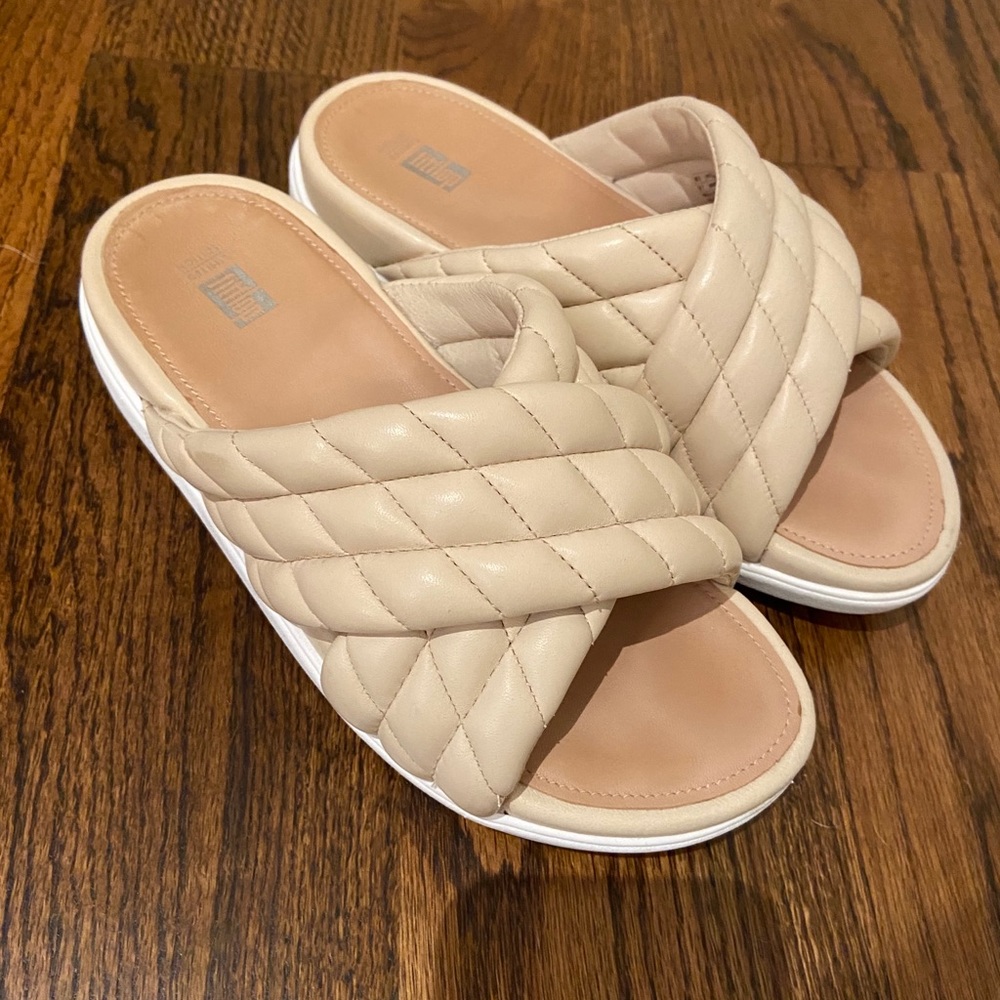 Fit flop Fitflop Cream slides size 7